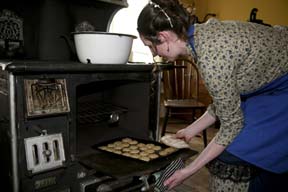 Volunteer at Christmas by Photographic Memory