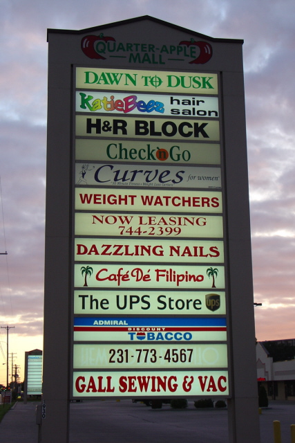 Illuminated Pylon Signs - Lexan Panels