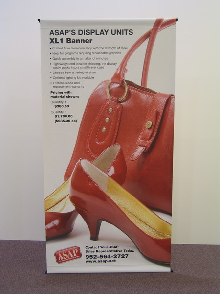 XL-1 Stand