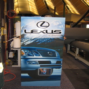 Lexus Banner