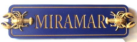 L21026 - Quarterboard Wood Beach House Sign with Gold-Leafed Engraved Text and Carved 3D Lobsters