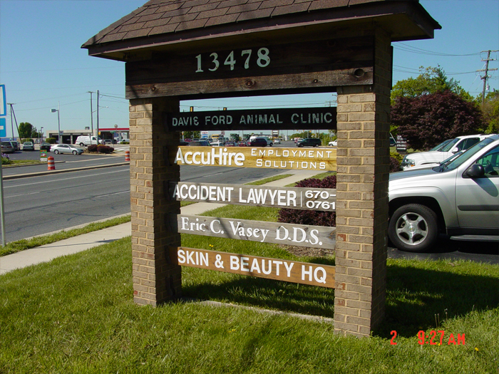 Davis Ford Wooden Signs