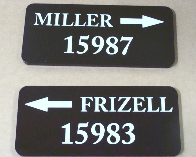 I18442 - Name and Number Address Signs