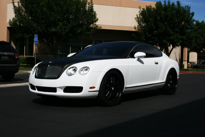 Two Tone Matte Black/White