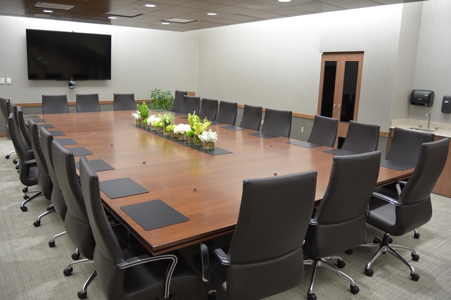 eakes office furniture