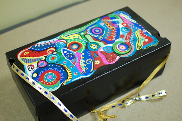 Ribbons Hope Chest