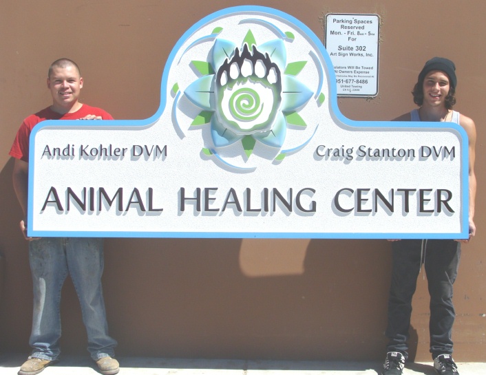 M8029 - Veterinary Monument Sign
