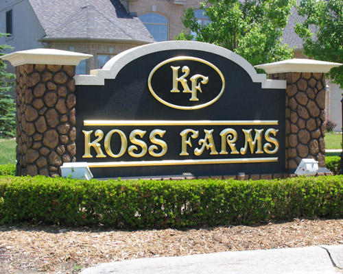 O24001 - Elegant Large Entrance Sign to Farm 