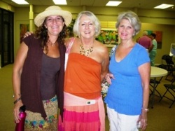 Pam Hoke, Barbara Scharlau, Karen Vaina