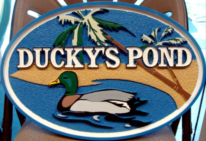 M22013 - Multi-level Sandblasted HDU Duck Sign