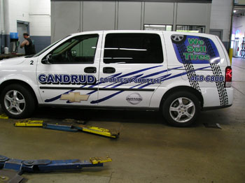 Vehicle Graphics - Gandrud Shuttle Van