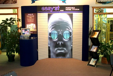 10' Portable Panel Display with Header