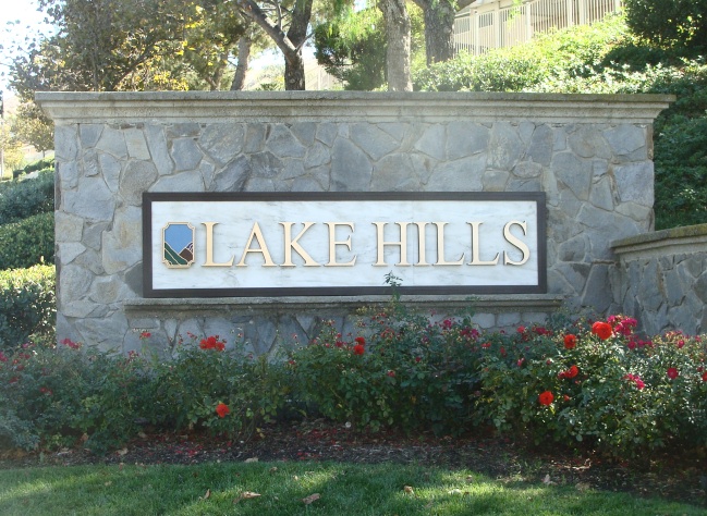 M5002 - Gated Community Marble-Faced Monument Sign