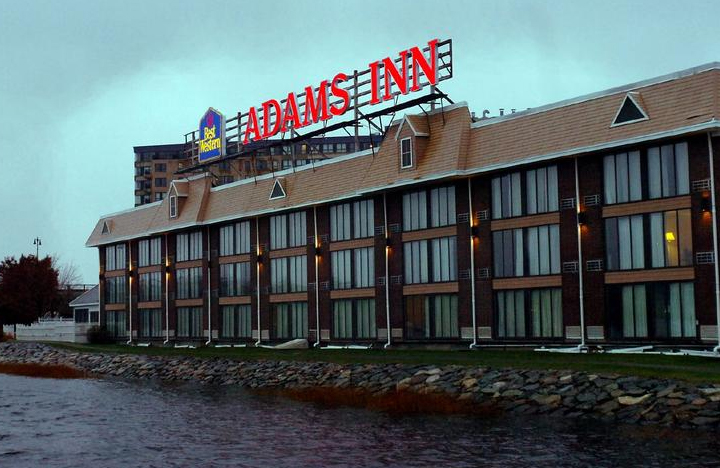 "Craftsmen of Fine Signage"