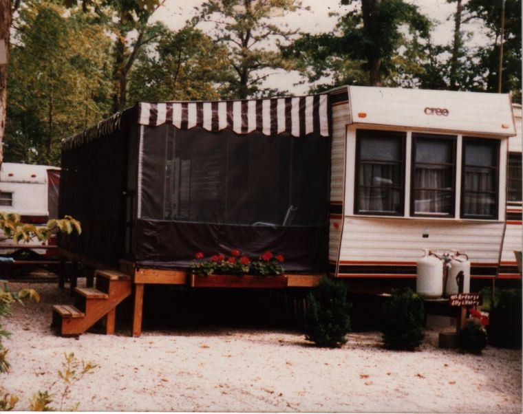 Trailer Awning with optional screen room