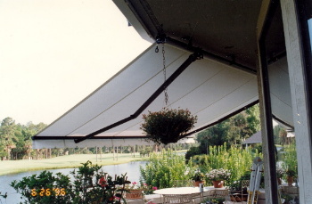 Awnings, Retractable
