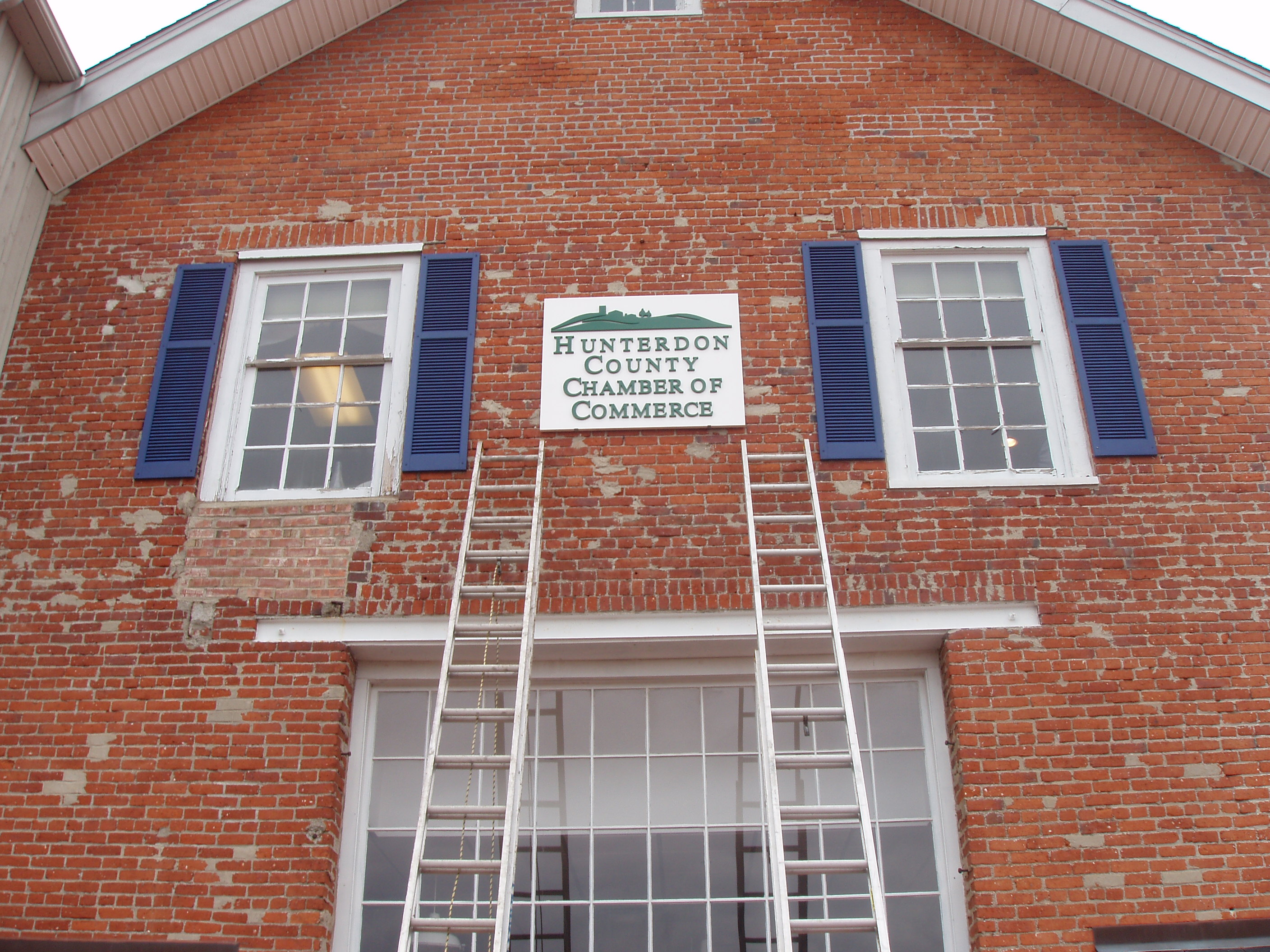 Facade Signs