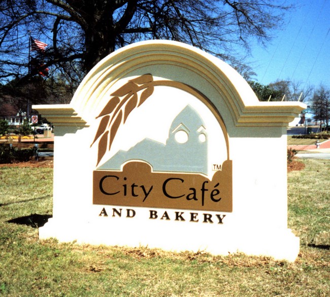 Q25605 - Cafe and Bakery Entrance Monument Sign