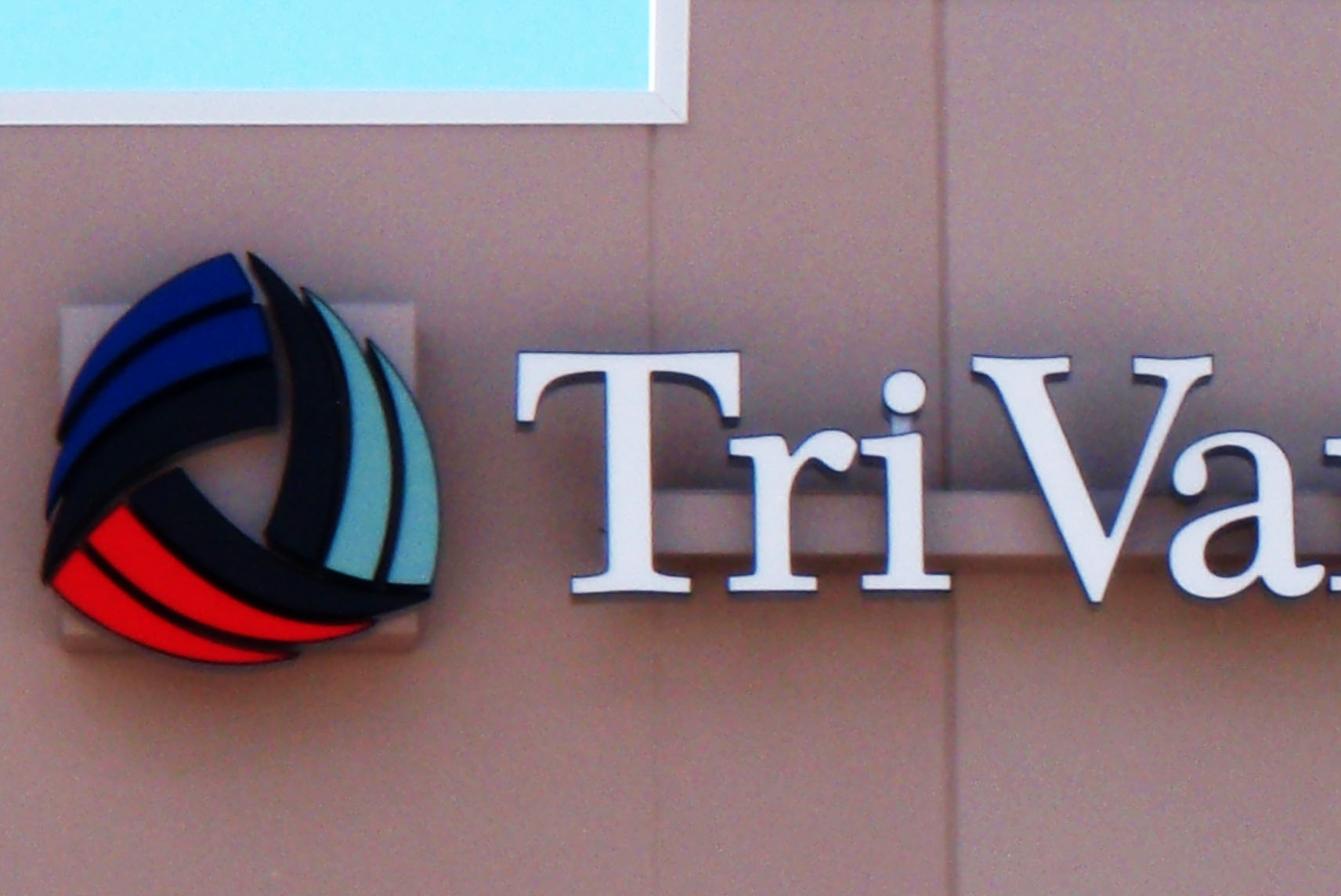 Innovative Signs and GraphicsSignsBannersVehicle WrapsDecalsBurlington