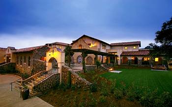 Sonoma VIP Wine Experience - Chauffeur, Winery Tours, 3-Night Stay &amp; Airfare for 2