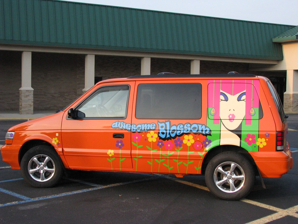 Awesome Blossom Van