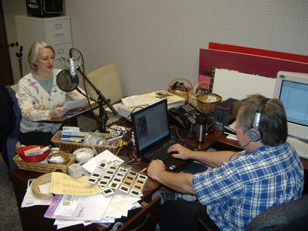 AL Arts Radio logo