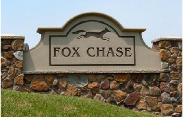 I18001 - Estate Entrance Monument Sign