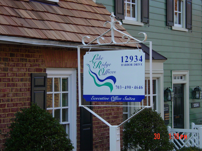 Lake Ridge Offices Sign