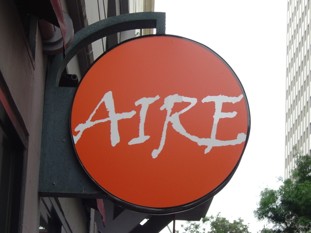 Round Can Sign