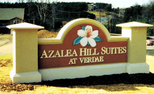 T29001 - Entrance Monument Sign to Residence Suites
