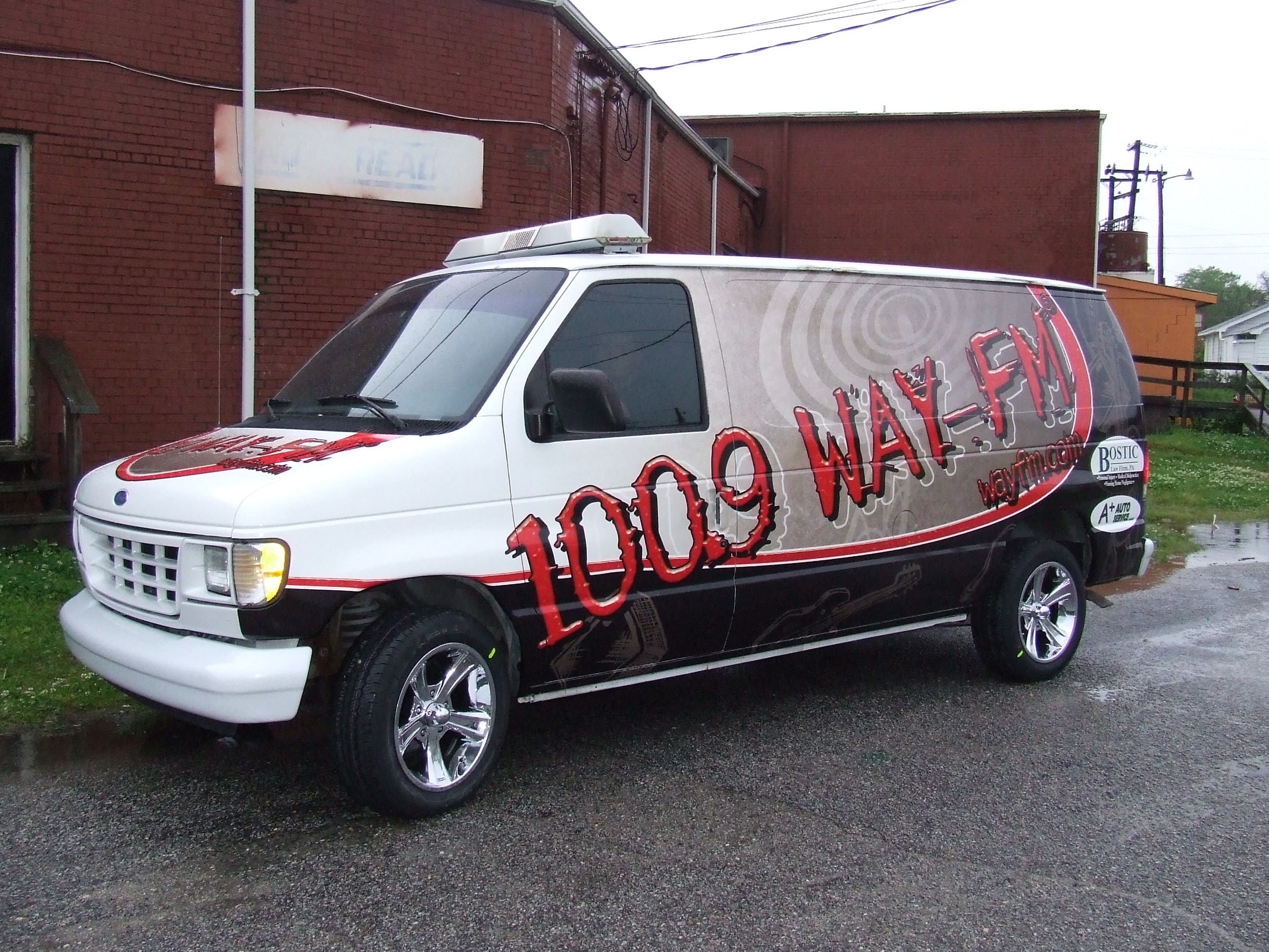 100.9 WayFM