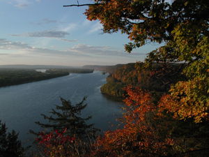 www.allamakeecounty.com and www.visitiowa.org