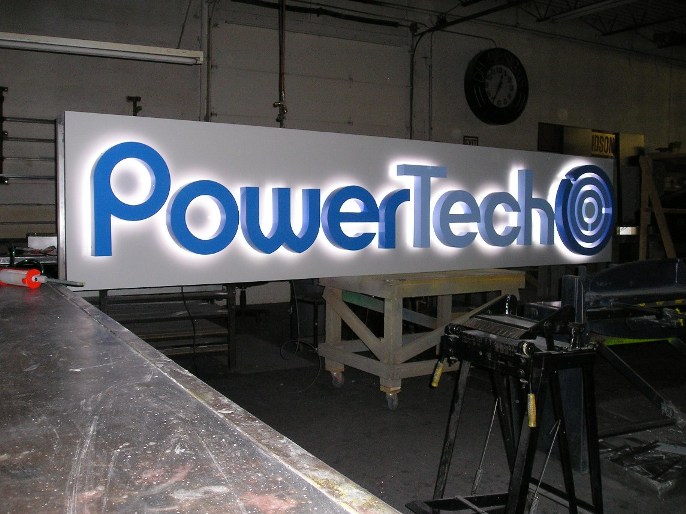 (reverse channel mounted on cabinet)