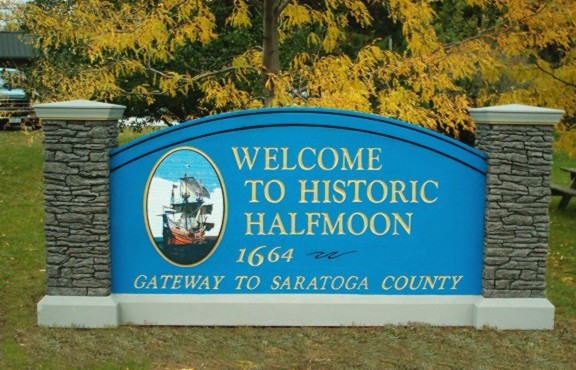 F15009 - Welcome to our Village Monument Sign