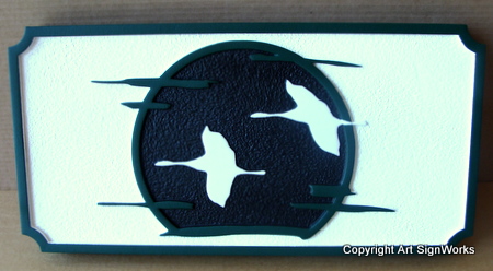 M22044 - Flying Geese in front of Full Moon Plaque