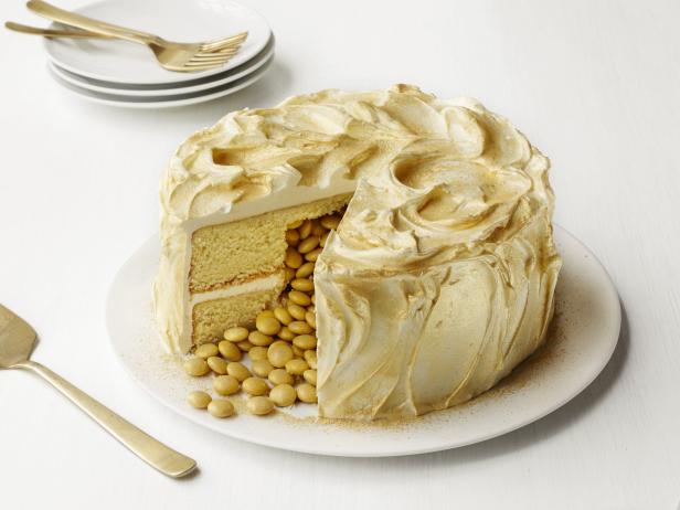 St. Patrick's Day | Recipe | Pot of Gold Cake