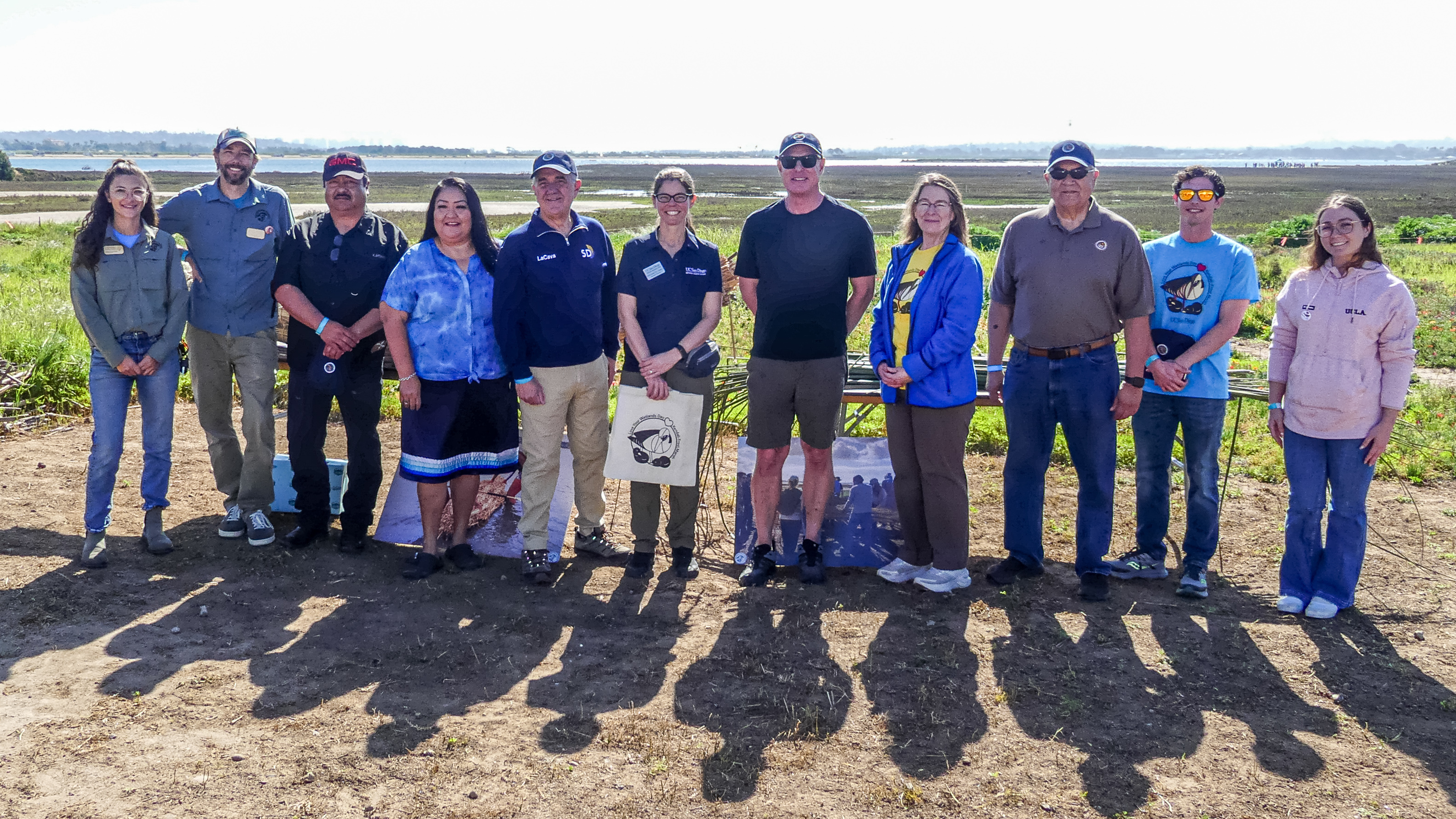 Photo 1: Kayakers (UC San Diego Erik Jepsen)