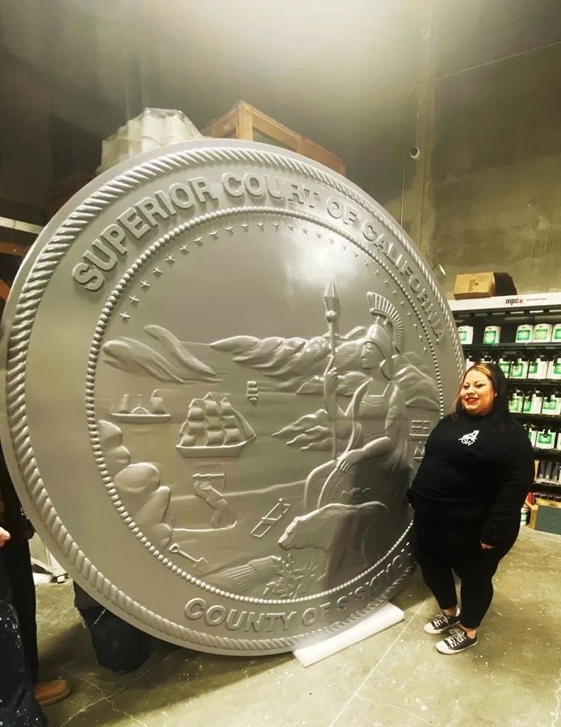 TA1022 - 10 ft diameter wall plaque , made  for the entrance exterior wall of the California Superior Court in Siskiyou County