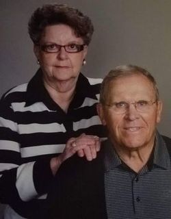 picture of Dennis & Shirley Larson