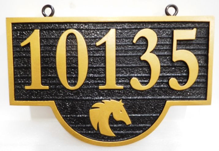 I18861A - Carved and Sandblasted Wood Grain HDU Hanging Address Number Sign, 2.5-D Relief  with Horse Head as Artwork 