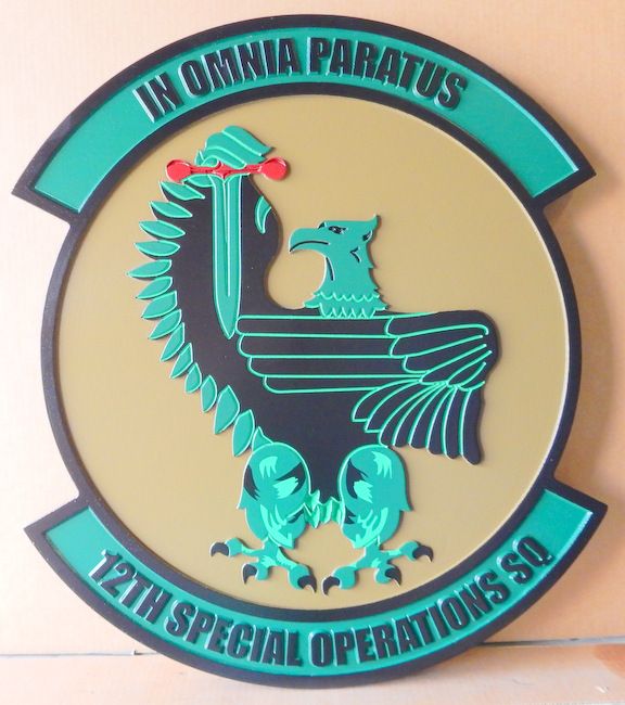 LP-3940 - Carved Round Plaque of the Crest of the 12th Special Operations Squadron, "In omnia paratus", Artist Painted
