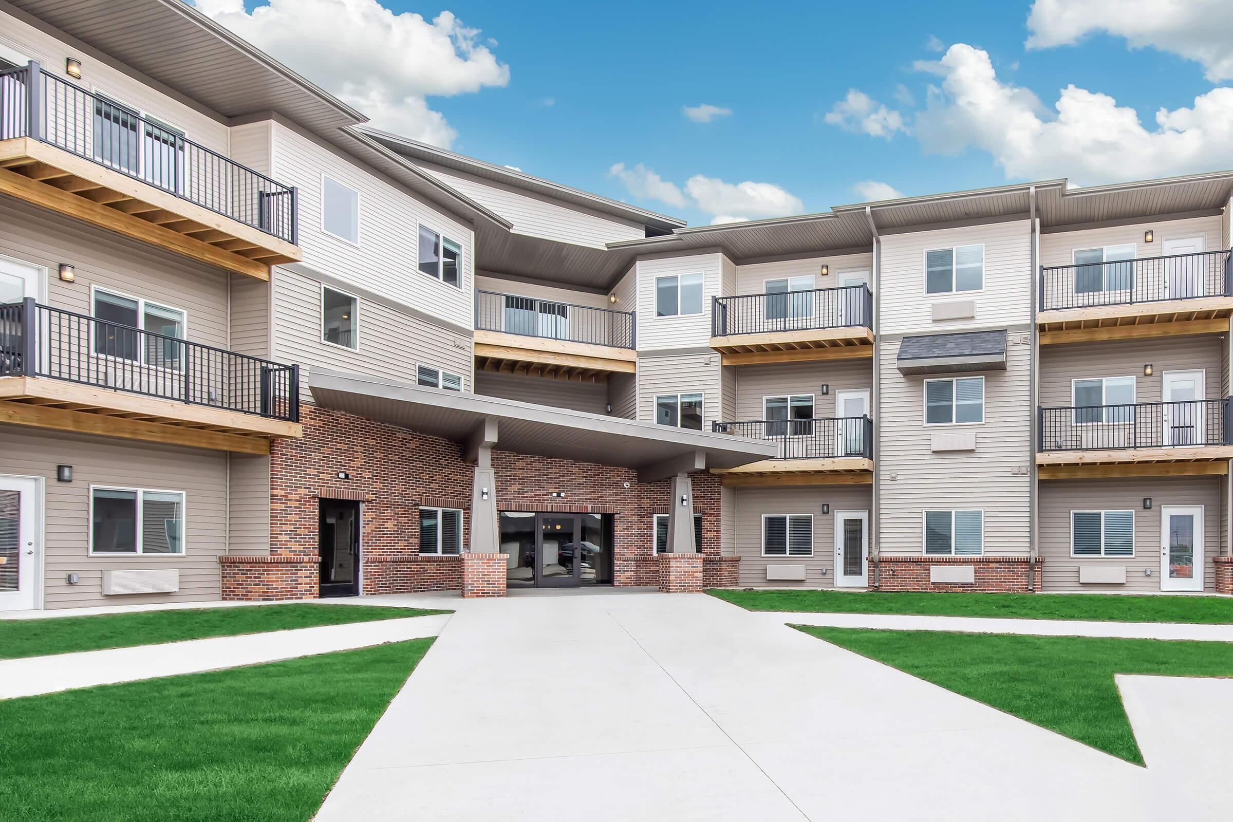 SENIOR LIVING