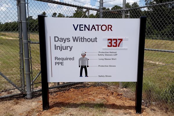 Venator Days Without Injury Safety Sign