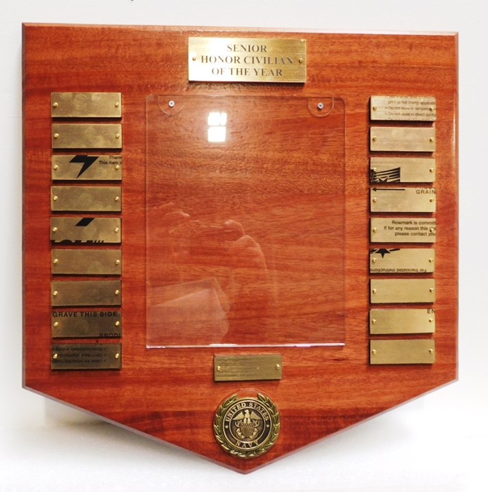 WM1243 - US Navy Awards Plaque the Senior Honor Civilian of the Year, Mahogany with Engraved Brass Tags and Photo