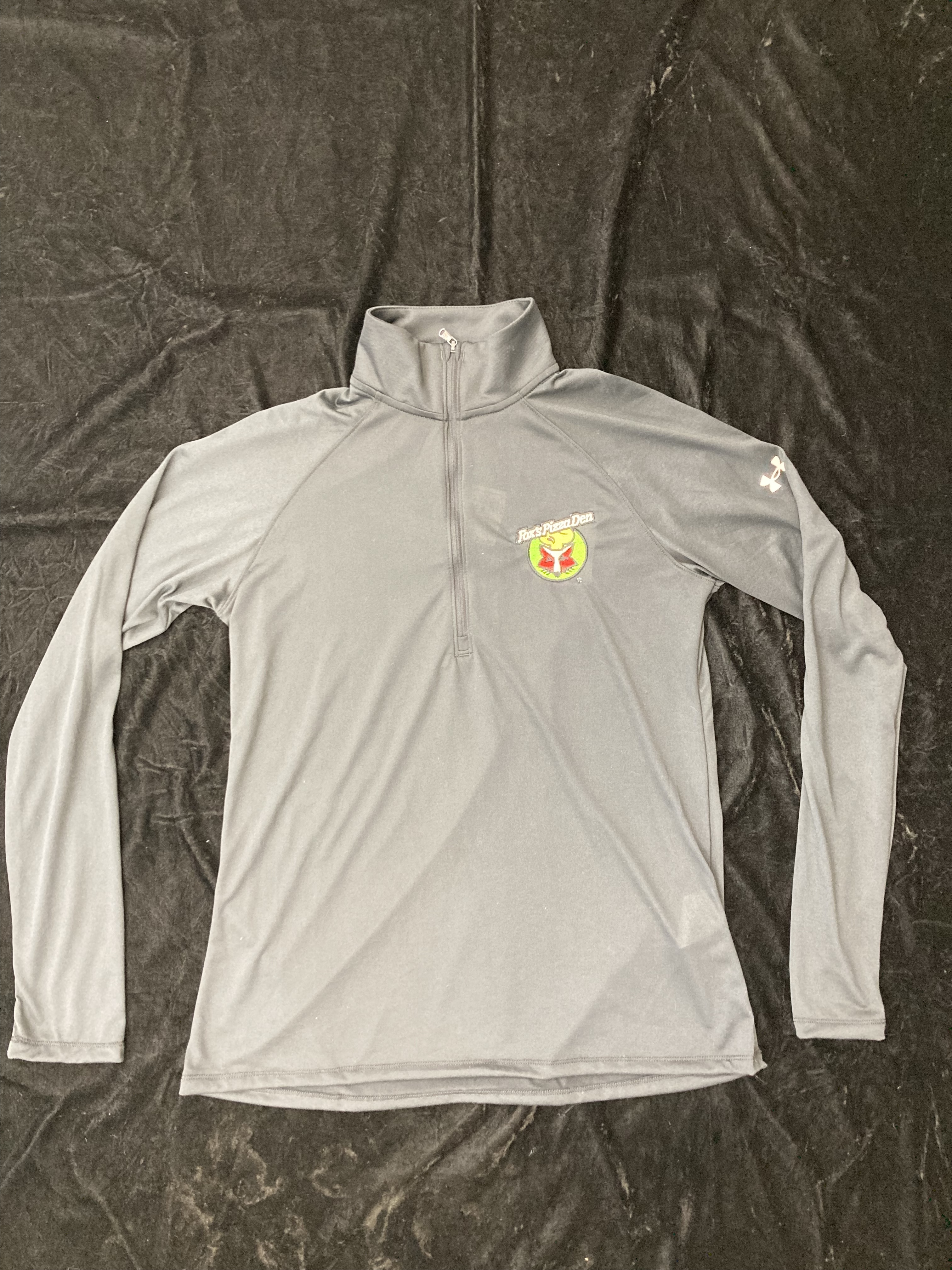 SALE Fox's Logo - Medium Black Moisture-Wicking Under Armour Quarter-Zip