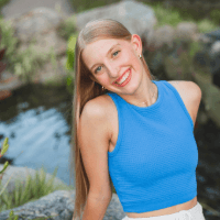 James T. Derr Biology Scholarship