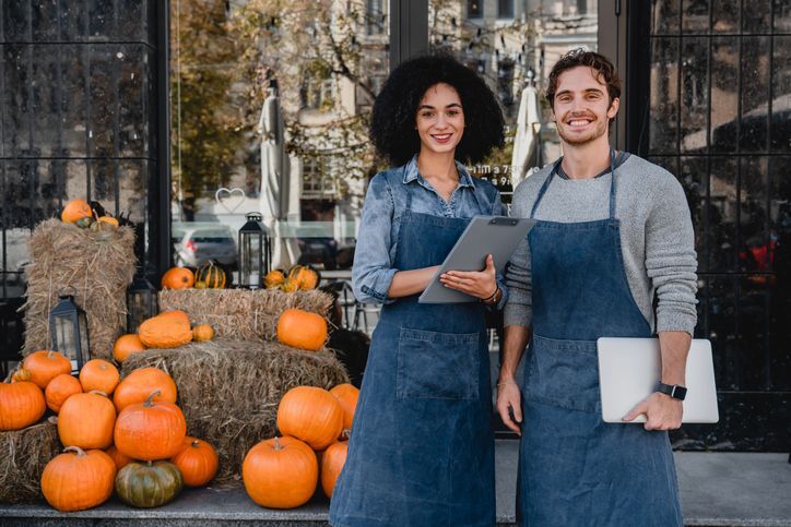 Why Fall is the Ideal Season for Direct Mail Campaigns