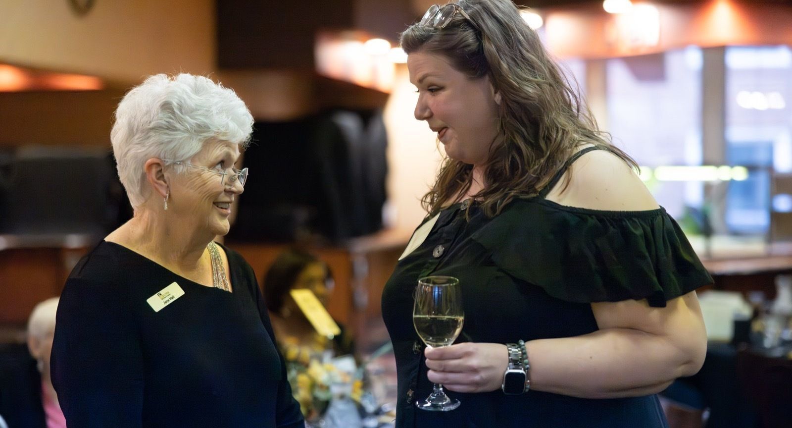 Friends of the Foundation catch up at the 2025 Gala