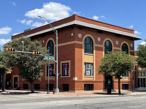 The Elks Arts Center