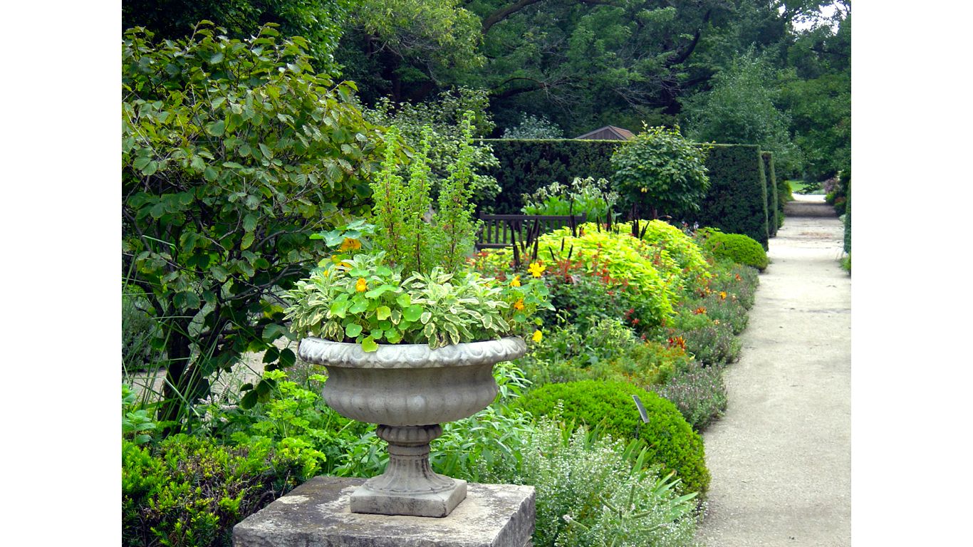 Wisconsin Garden Container